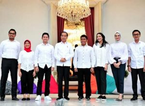 Jokowi dan staf khusus